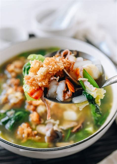 Chinese Sizzling Rice Soup